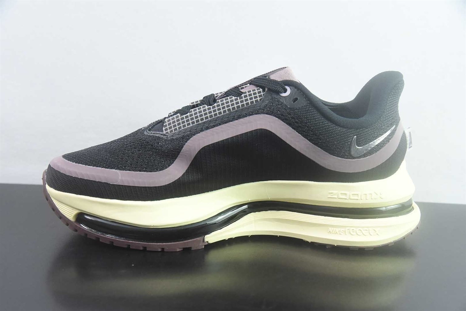 耐克 Nike Air Zoom Pegasus Premium 网面全掌气垫缓震 黑灰跑鞋 纯原版本 货号:IM0701-001 实拍细节图
