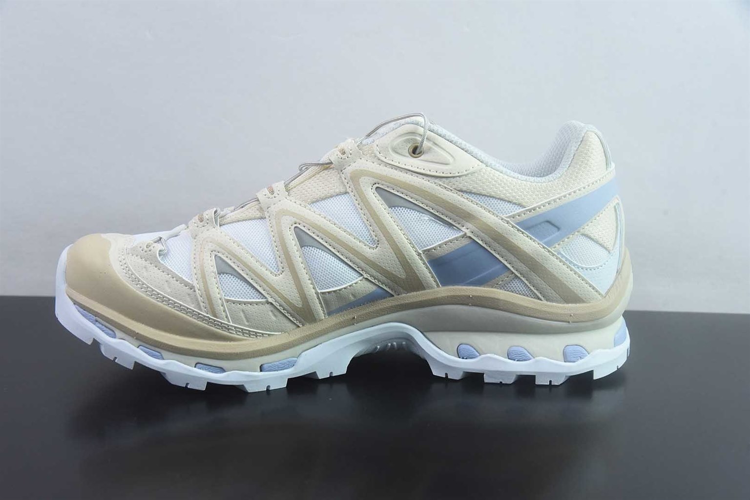 萨洛蒙 SALOMON XT-Quest 探索者系列户外越野 米白跑鞋 492618-24 纯原版本 货号：ELM27322830 实拍细节图
