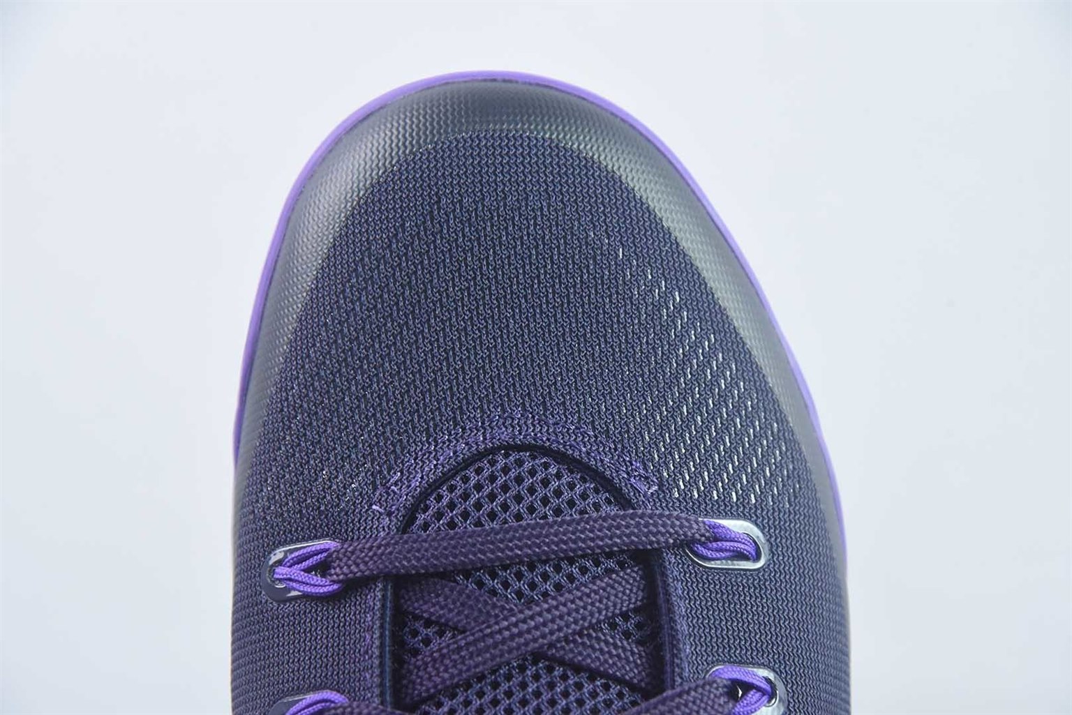 耐克 Nike Kobe 9 EM Low Protro 紫色低帮篮球鞋 纯原版本 货号：IH1401-500 实拍细节图