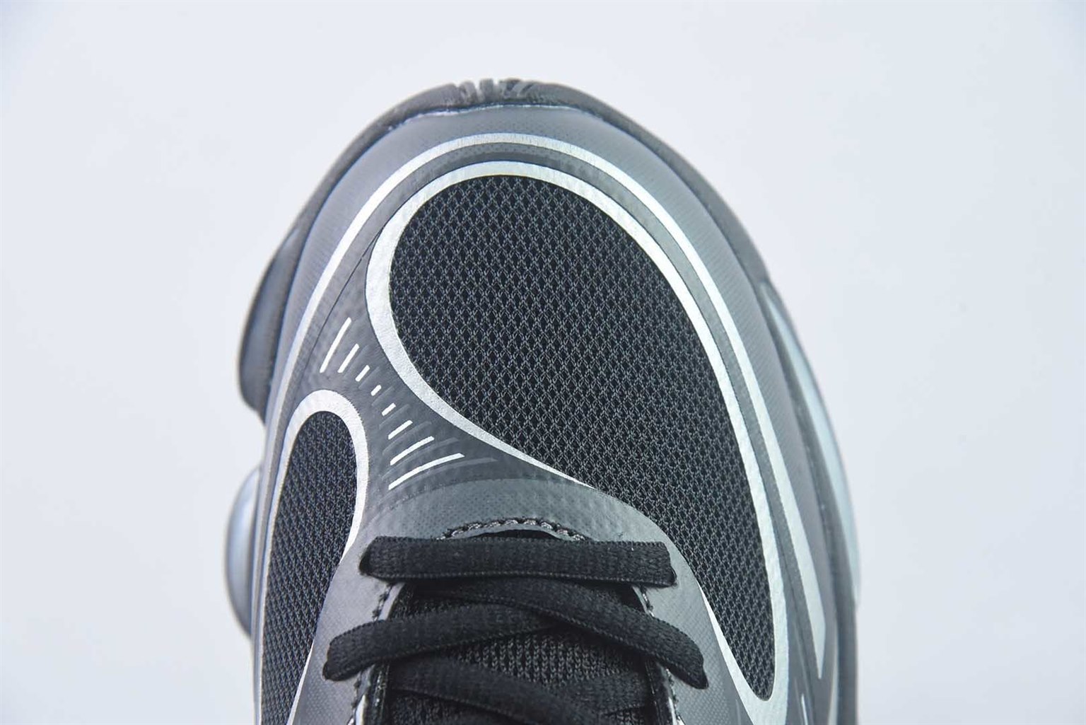 新百伦 New Balance NB2000 舒适百搭 低帮 休闲 黑灰跑步鞋 纯原版本 货号：U20008LL 实拍细节图