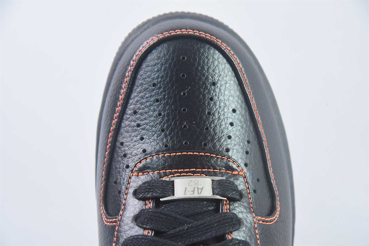 耐克 Nike Air Force 1 Low x VLONE 低帮联名 黑橙板鞋 纯原版本 货号：AA5360-001 实拍细节图