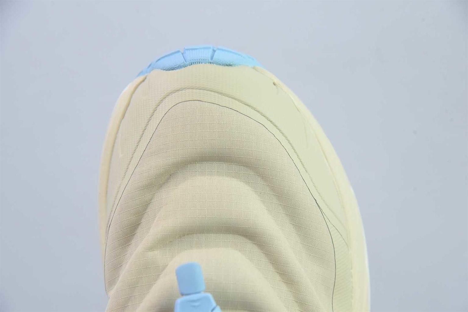 霍伽 HOKA ONE ONE KAHA 2 FROST MOC GTX 卡哈 2 中帮 卡其徒步鞋 纯原版本 货号：1155210-OKD 实拍细节图