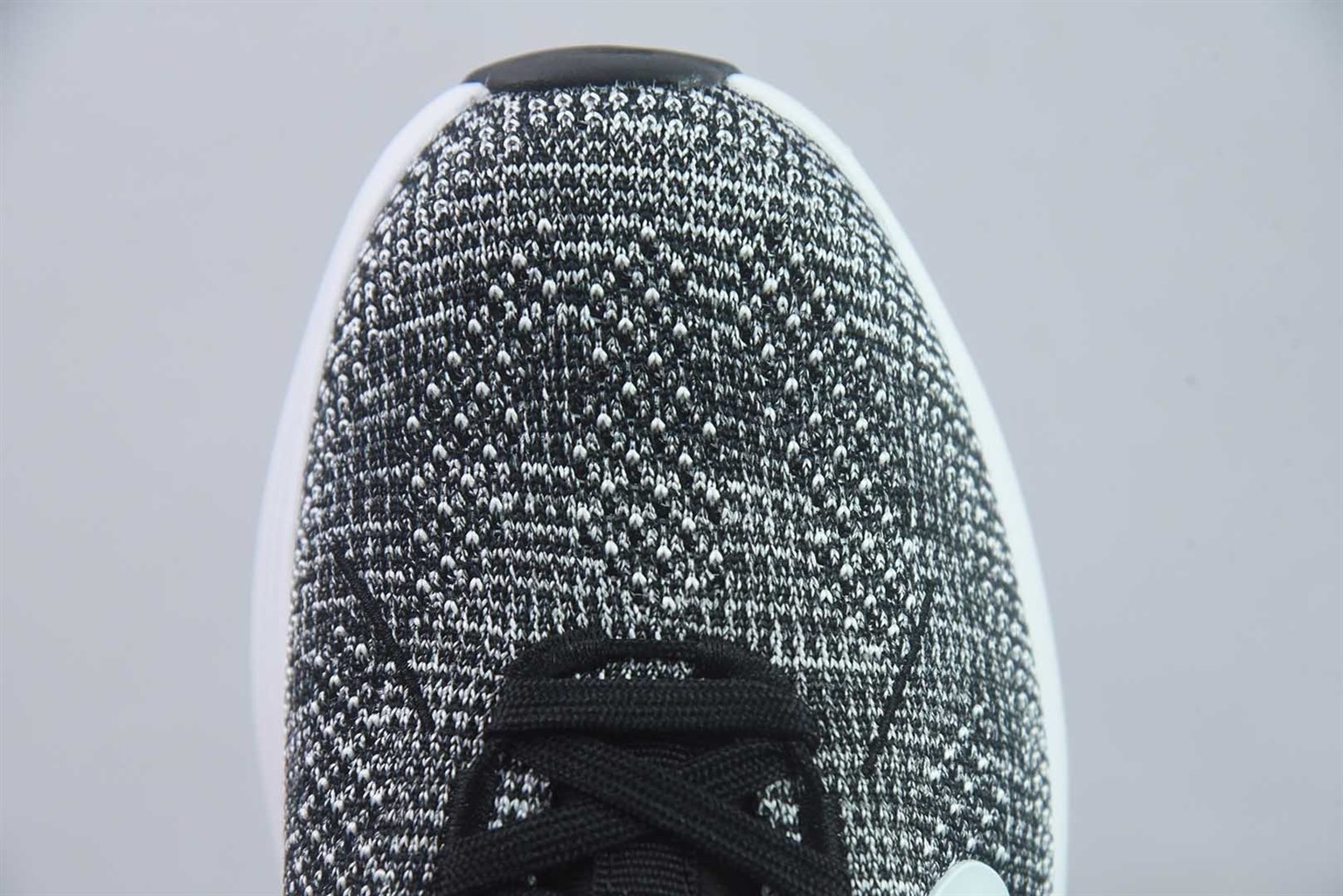 耐克 Nike Structure 26 ReactX 泡棉中底 公路 黑白跑鞋 官方 纯原版本 货号:IV5703-200 实拍细节图