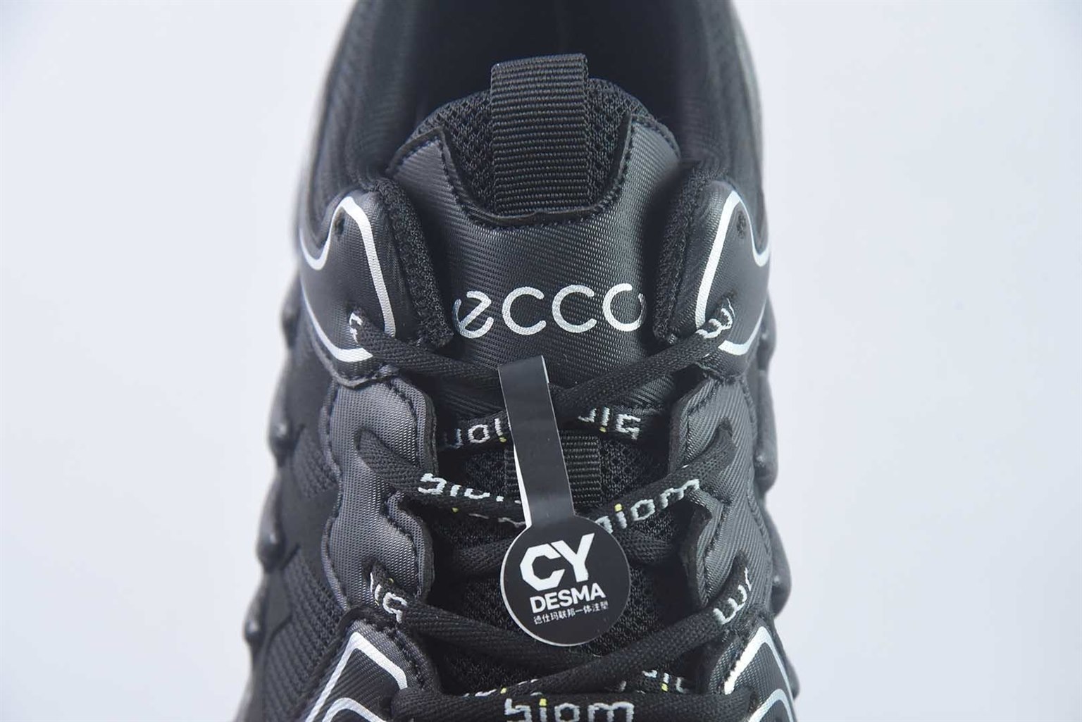 注塑版 Ecco 爱步 低帮休闲运动皮鞋 802884-51094 市售唯一正确 德仕玛联邦一体注塑版本 黑色 纯原版本 货号:NMN27409444 实拍细节图