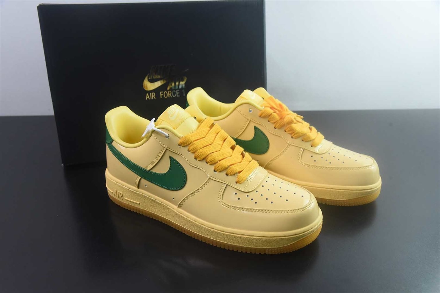 耐克 Nike Air Force 1 Patent Pack 黄色 纯原版本 货号:IO4489-700 实拍细节图