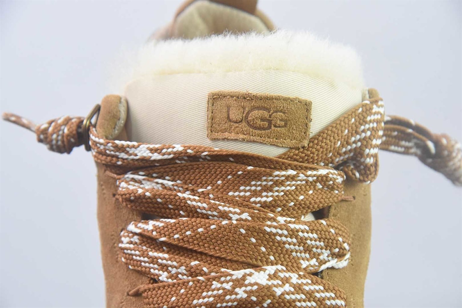 UGG W Lowmel 低帮运动风羊毛鞋 栗色 纯原版本 货号:QAJJ75085437 实拍细节图