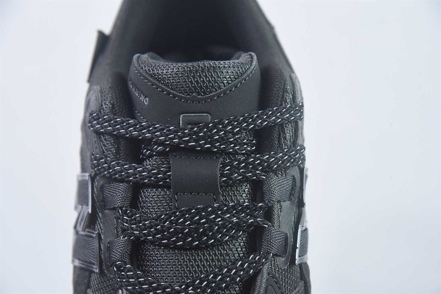 新百伦 New Balance 1906R 黑色跑鞋 纯原版本 货号:U19061OP 实拍细节图