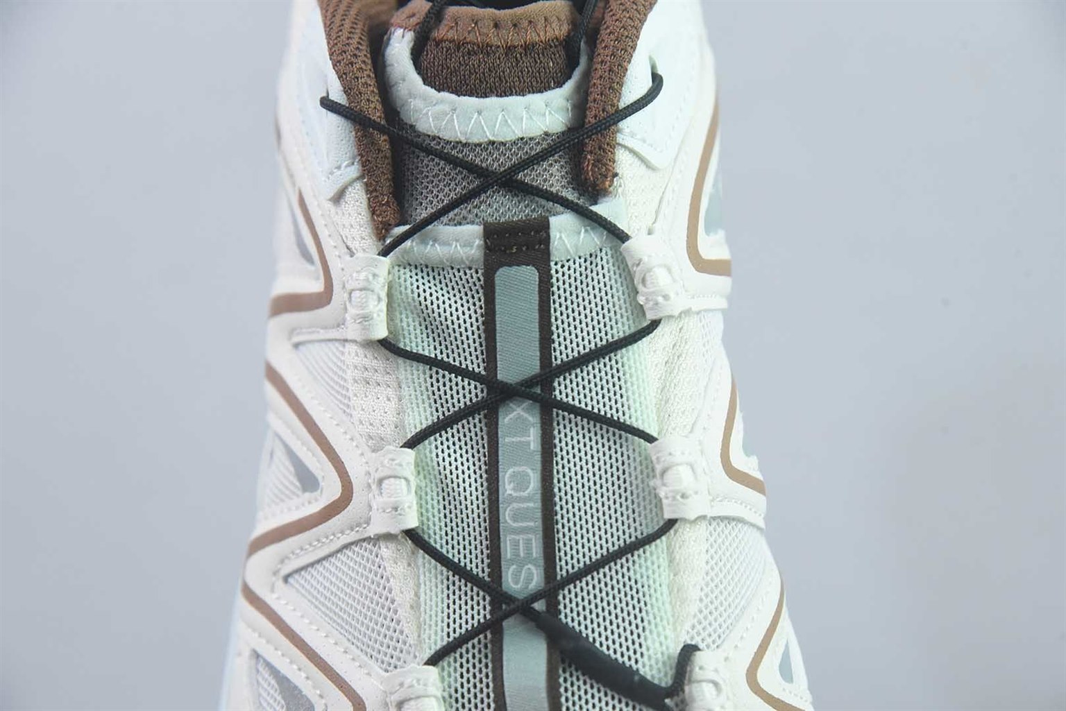萨洛蒙 SALOMON XT-Quest 米棕户外鞋 纯原版本 货号：454846 实拍细节图