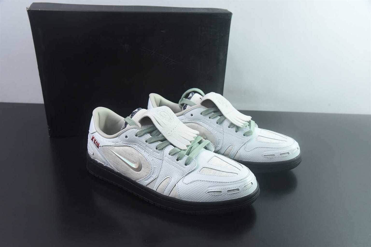 乔丹 Air Jordan 1 解构 AJ1 乔 1 白绿低帮休闲板鞋 同步官方配色 纯原版本 货号：IW2026-110 主图