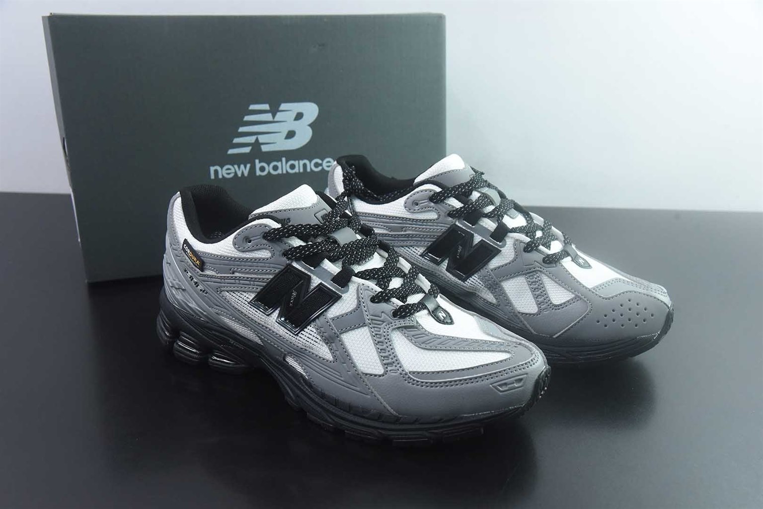 新百伦 New Balance 1906 系列复古老爹风休闲运动 银灰慢跑鞋 纯原版本 货号：U19064W2 主图