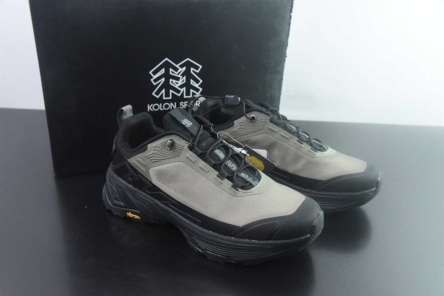 可隆 KOLON SPORT MOVE ALPHA lite 耐磨透气轻便 黑灰低帮徒步鞋 纯原版本 货号:LUFH5AN038 主图