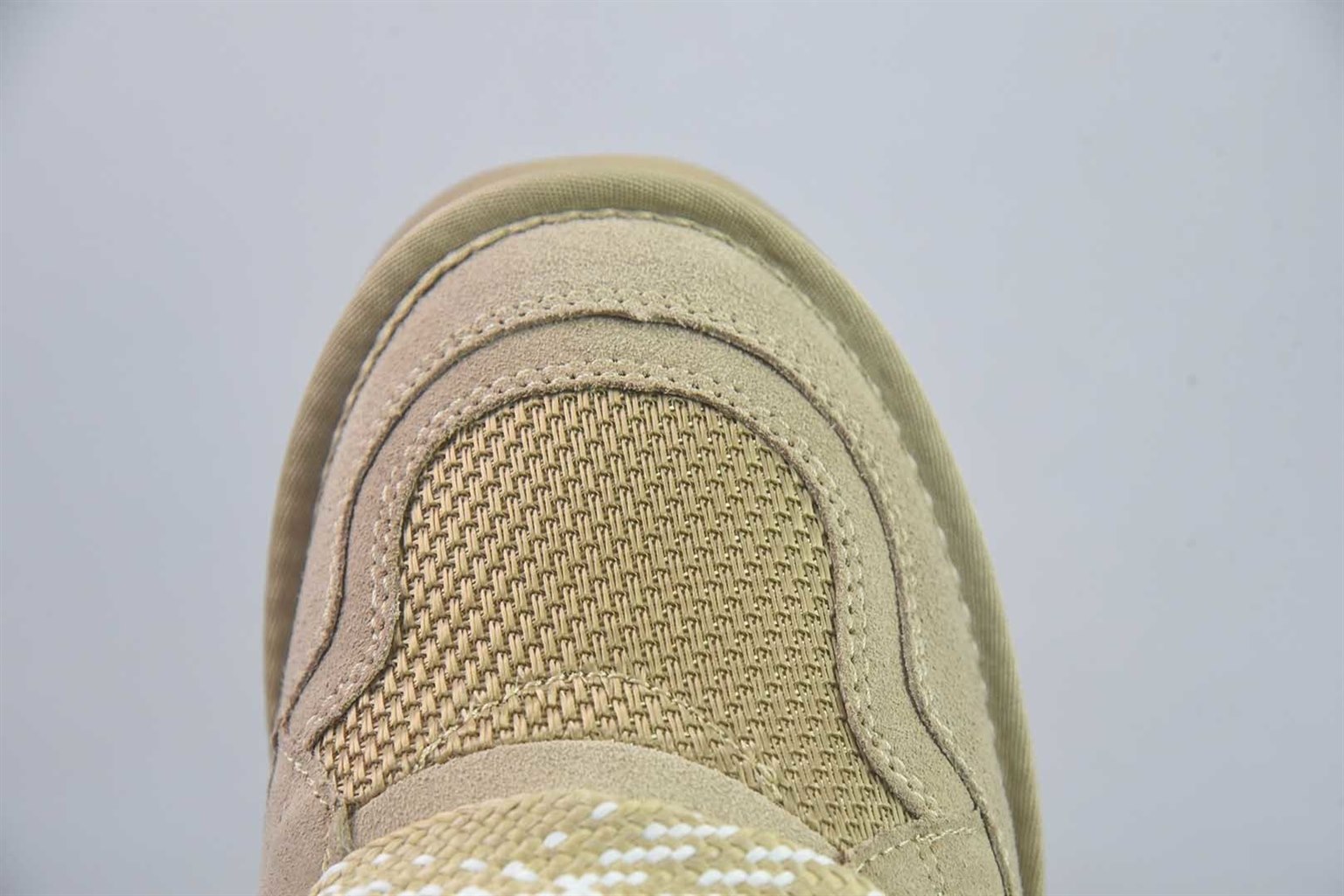 UGG W Lowmel 低帮运动风羊毛鞋 黑灰 纯原版本 货号:QAJJ75085437 主图