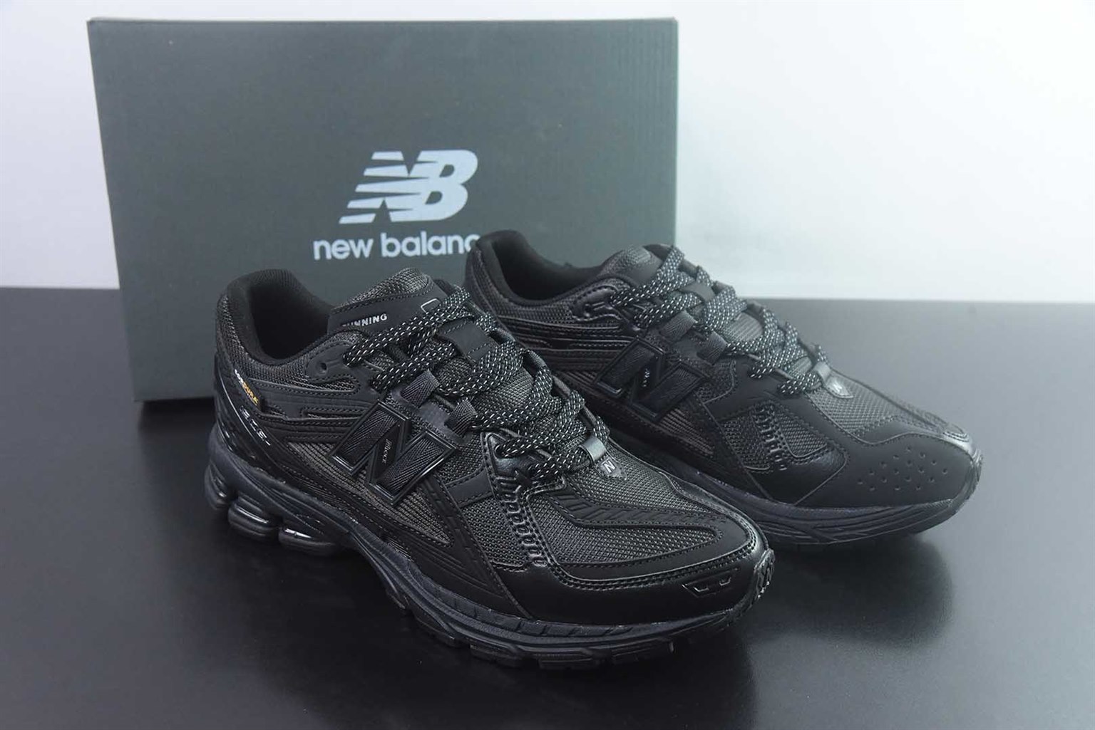 新百伦 New Balance 1906R 黑色跑鞋 纯原版本 货号:U19061OP 主图