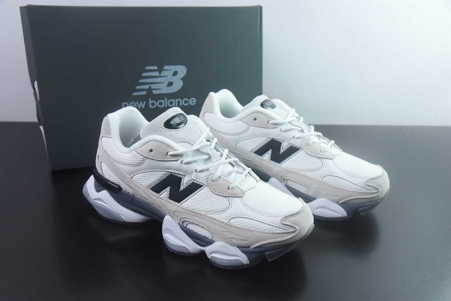 新百伦 New Balance NB9060 灰色 纯原版本 货号:U90608OL 主图
