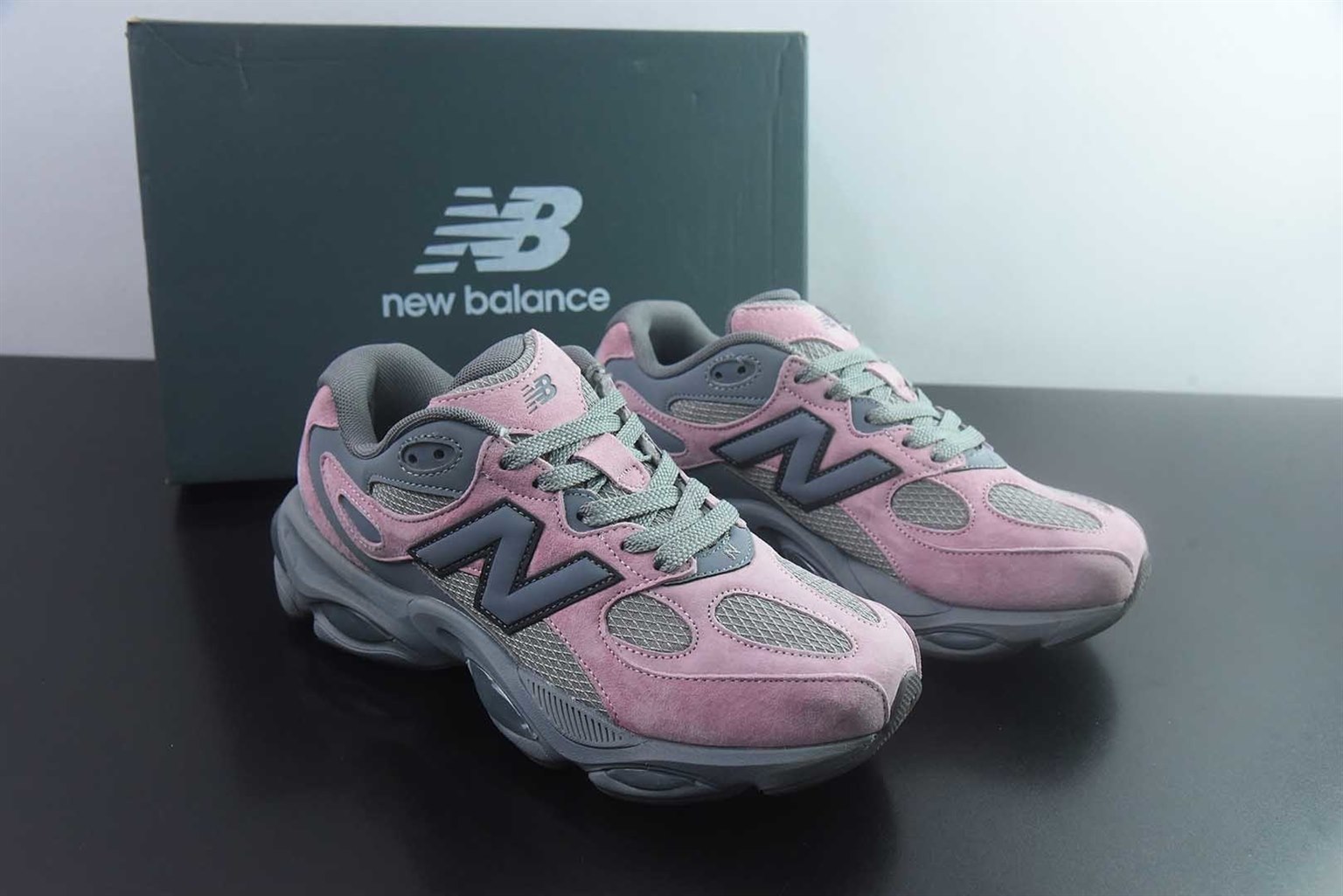 新百伦 New Balance NB983 美式复古 粉灰跑步鞋 纯原版本 货号:U983SO 主图