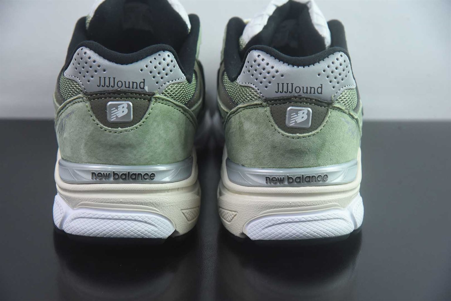 新百伦 New Balance 990v3 x JJJJound 联名 复古 橄榄绿跑鞋 纯原版本 货号:M990JD3 主图