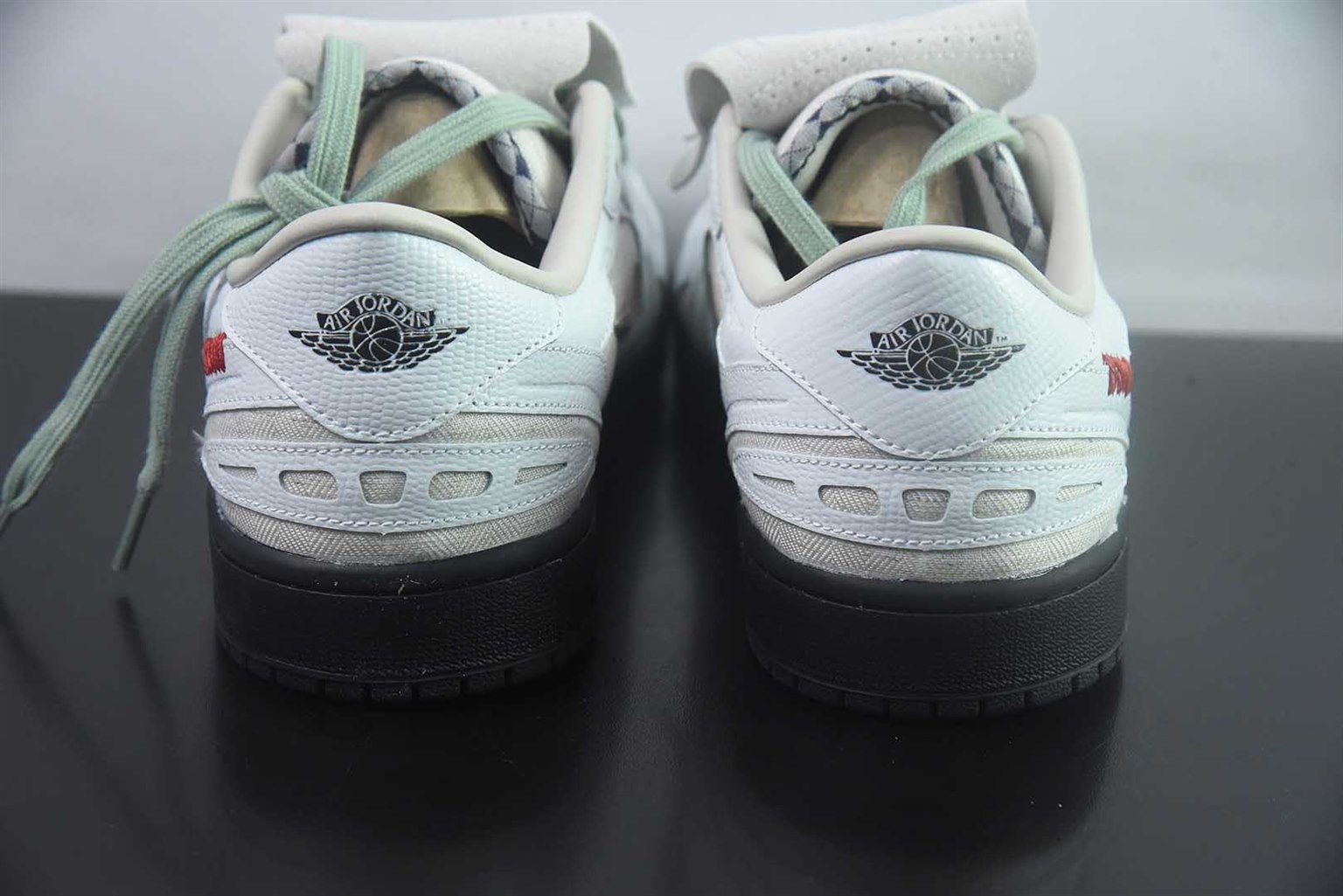 乔丹 Air Jordan 1 解构 AJ1 乔 1 白绿低帮休闲板鞋 同步官方配色 纯原版本 货号：IW2026-110 实拍细节图
