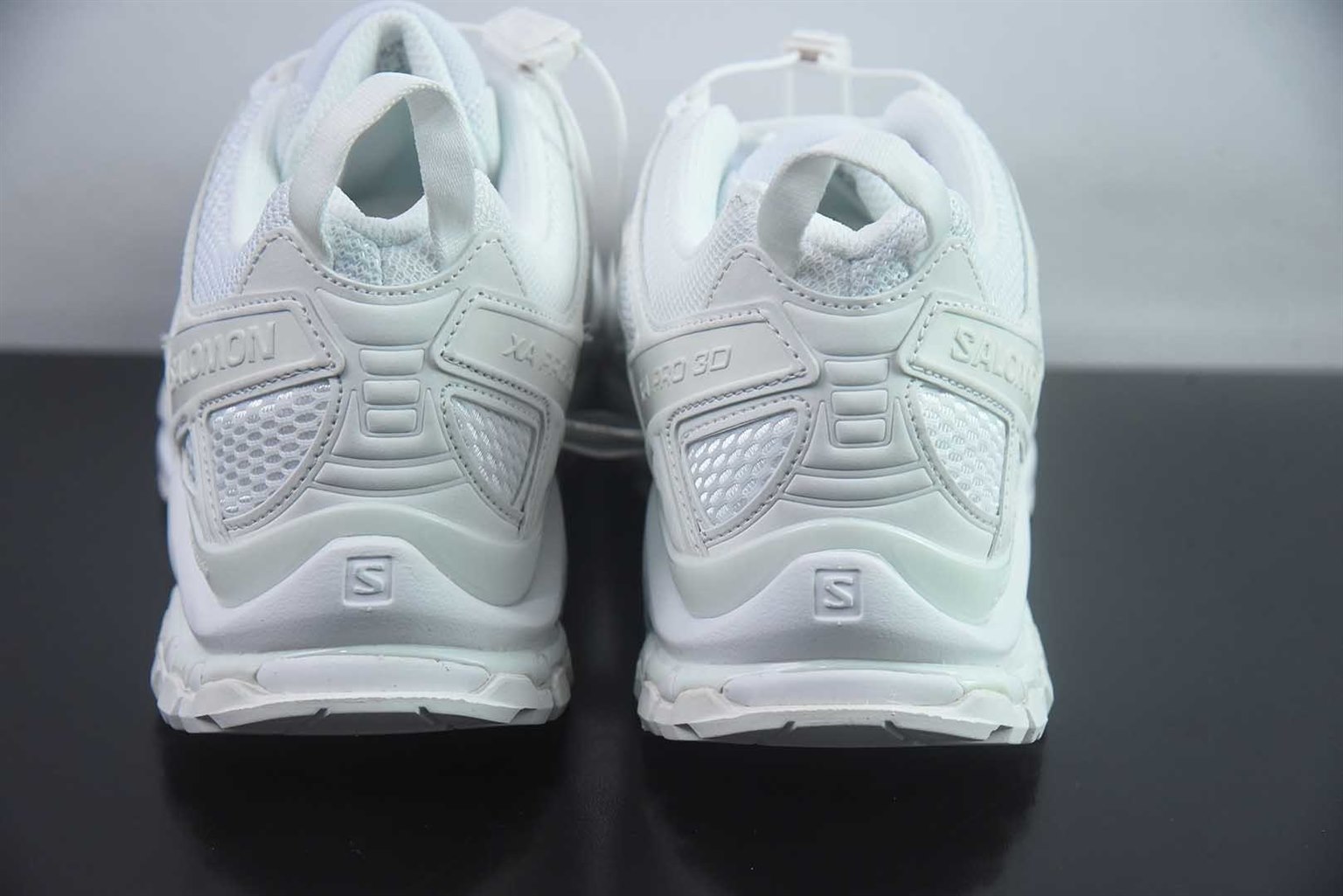 萨洛蒙 SALOMON XA PRO 3D 贴合舒适 GTX 防水 科技风 越野 白色跑鞋 454406 纯原版本 货号:QHDS61455748 实拍细节图
