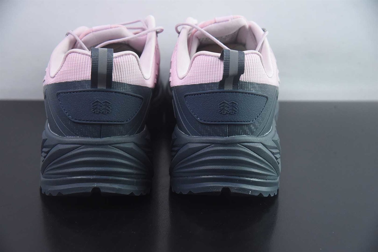 可隆 KOLON SPORT MOVE ALPHA lite 耐磨透气轻便 粉色低帮徒步鞋 纯原版本 货号:LUFH6MN040 实拍细节图