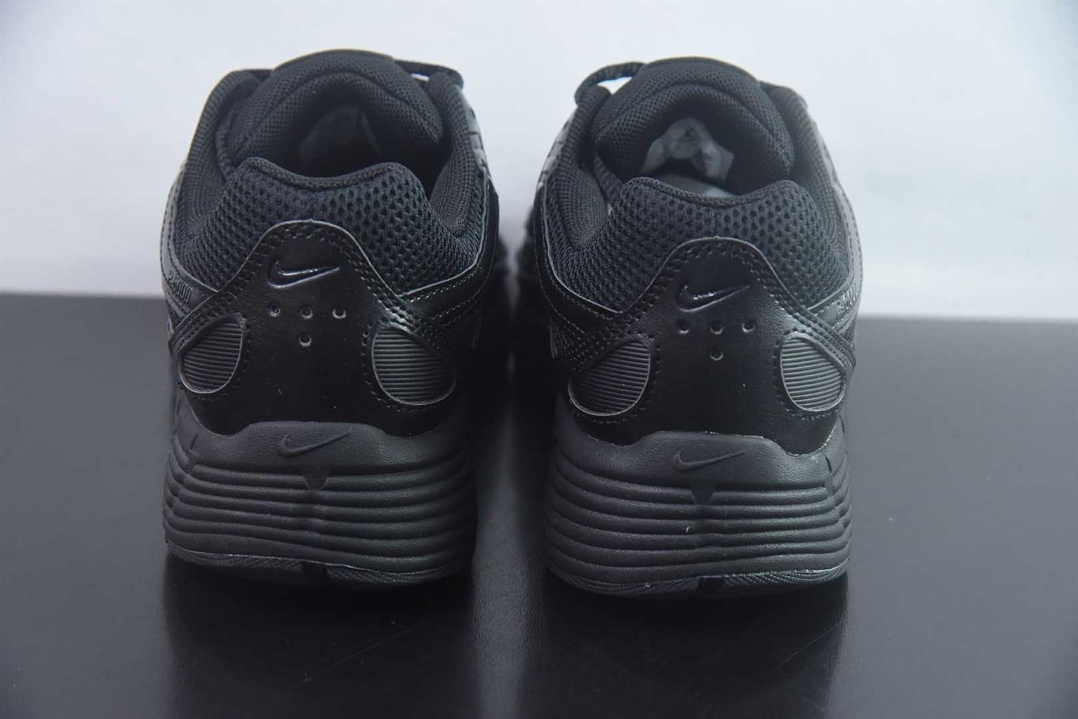 耐克 Nike CS P-6000 系列低帮复古老爹风休闲运动舒适 黑色慢跑鞋 纯原版本 货号：CD6404-002 实拍细节图