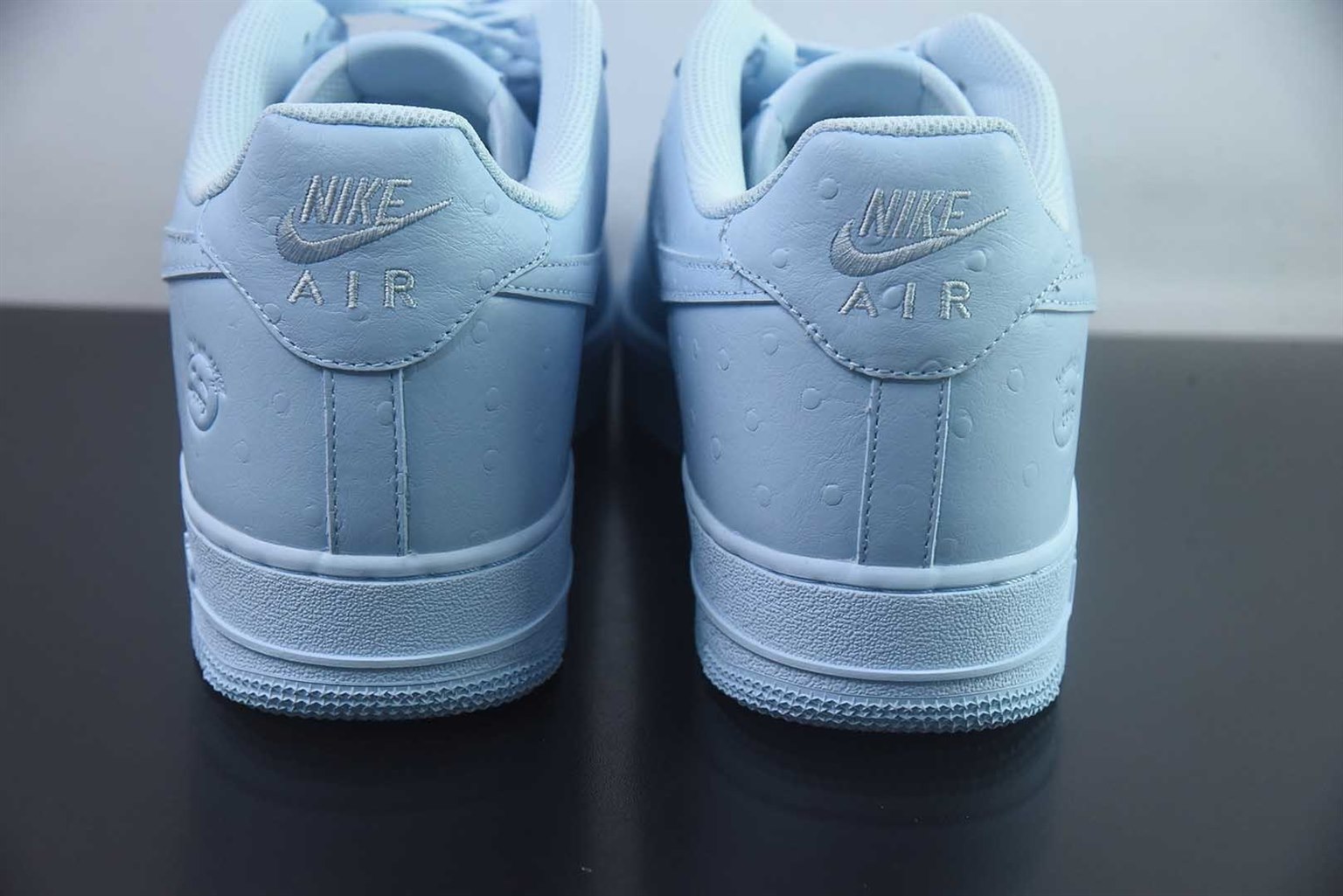 耐克 Nike Air Force 1 Low x Travis Scott Cactus Jack 低帮联名 蓝色板鞋 纯原版本 货号：JF7727-400 实拍细节图
