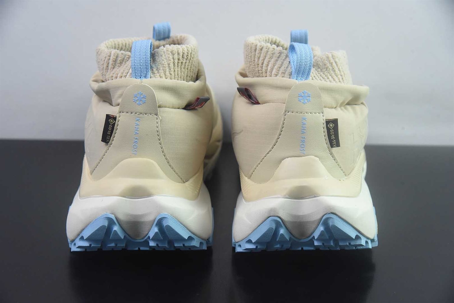 霍伽 HOKA ONE ONE KAHA 2 FROST MOC GTX 卡哈 2 中帮 卡其徒步鞋 纯原版本 货号：1155210-OKD 实拍细节图