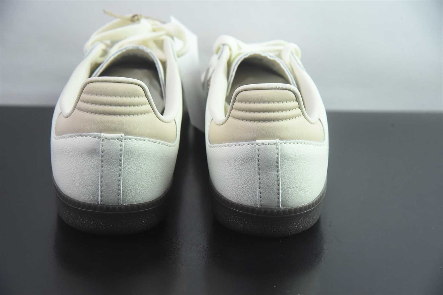 阿迪达斯 Adidas originals SAMBA OG Woody 柔软舒适 低帮 白棕 纯原版本 货号:JQ5874 实拍细节图