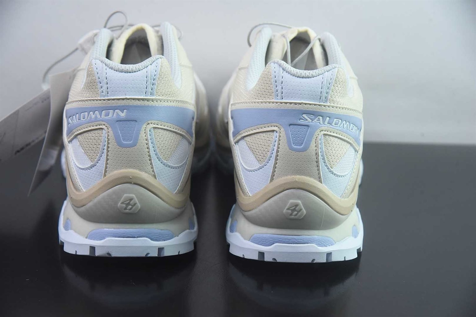 萨洛蒙 SALOMON XT-Quest 探索者系列户外越野 米白跑鞋 492618-24 纯原版本 货号：ELM27322830 实拍细节图