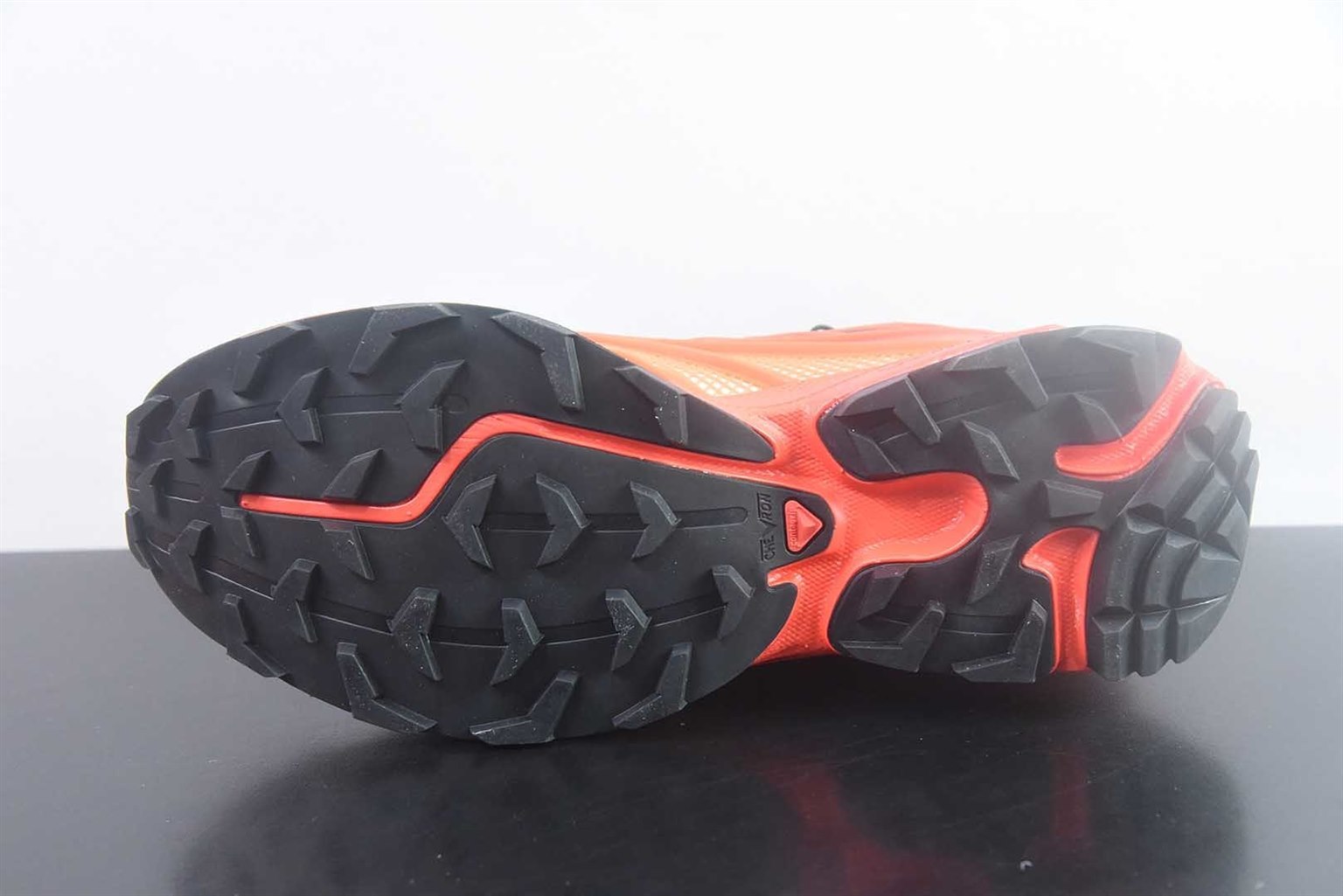 萨洛蒙 SALOMON XT-EVO 运动潮流城市休闲复古舒适透气 低帮 黑橙跑步鞋 纯原版本 货号:L49177900 实拍细节图