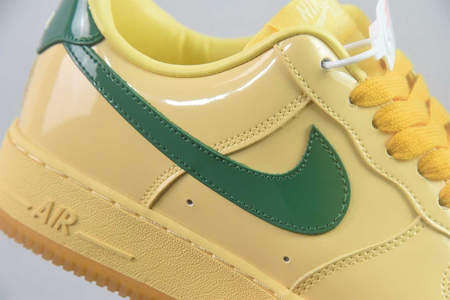 耐克 Nike Air Force 1 Patent Pack 黄色 纯原版本 货号:IO4489-700 实拍细节图