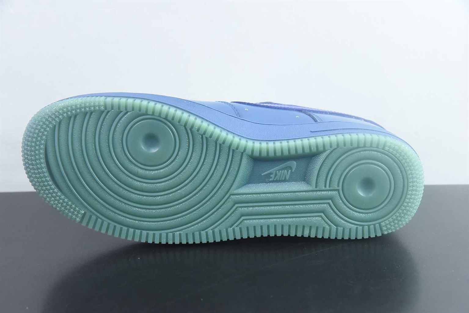耐克 Nike Air Force 1 Patent Pack 蓝色 纯原版本 货号:IO4489-400 实拍细节图