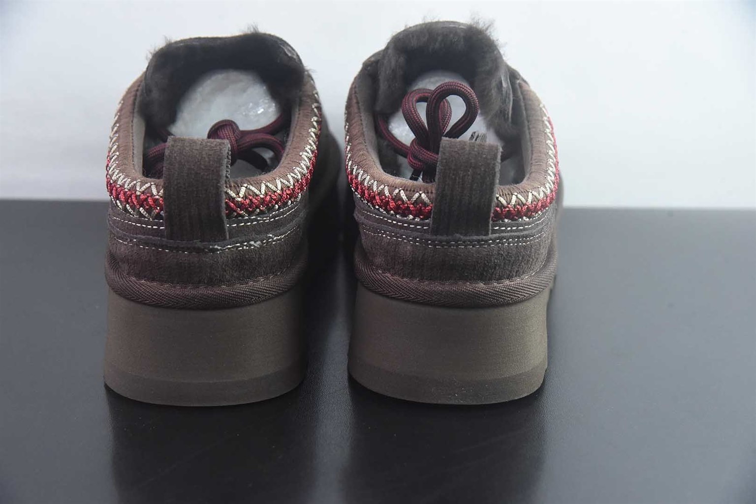 UGG W Heritage Lace-Up 系带毛毛厚底 棕色拖鞋 纯原版本 货号:1180361-SNDC 实拍细节图