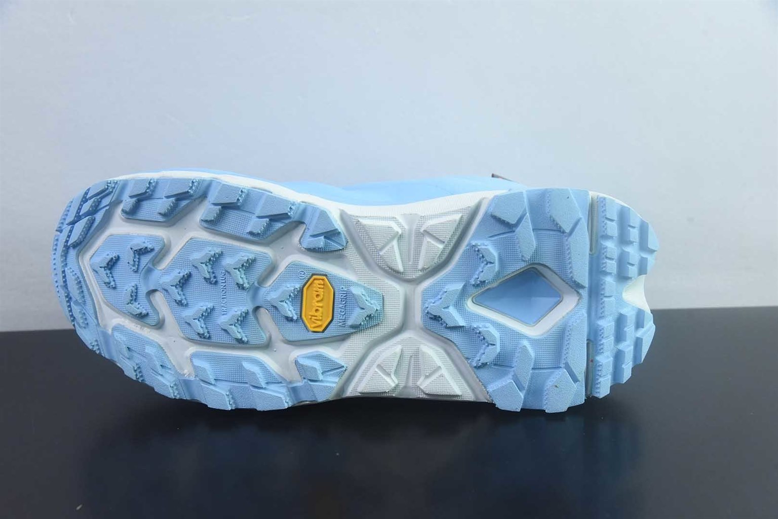 霍伽 HOKA ONE ONE KAHA 2 FROST MOC GTX 卡哈 2 中帮 蓝色徒步鞋 纯原版本 货号:1155196-DZL 实拍细节图