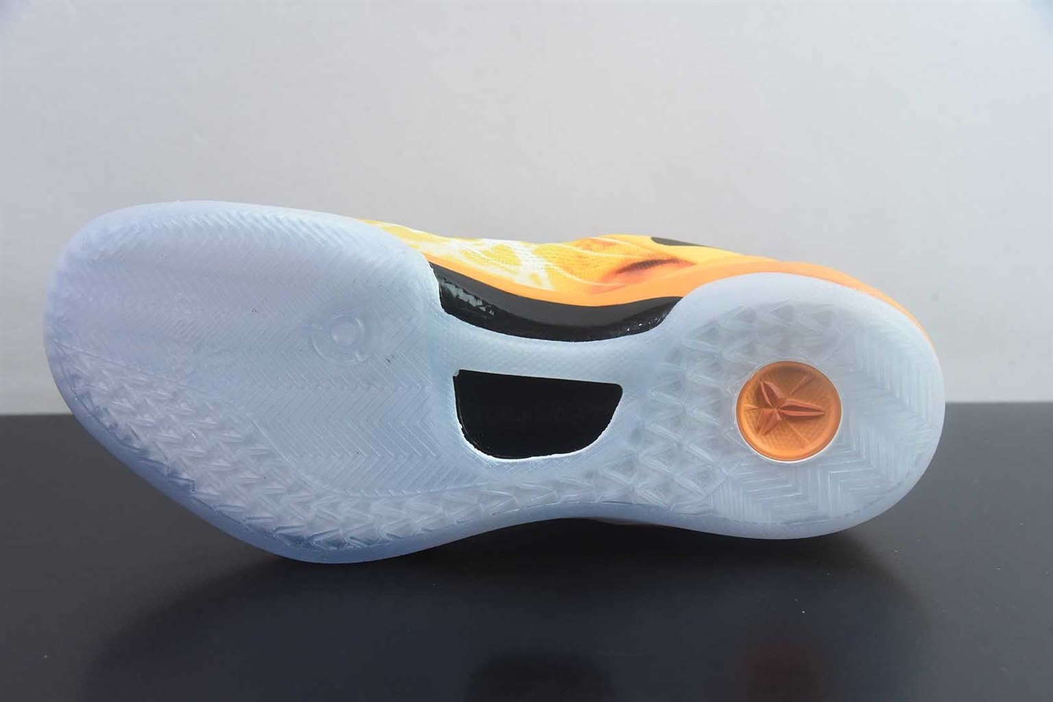 耐克 Nike 【灭世海外版】 Zoom Kobe Ⅷ System 科比 8 代复刻实战运动低帮 橙色文化篮球鞋 上海烟花 纯原版本 货号:IO6259-800 实拍细节图