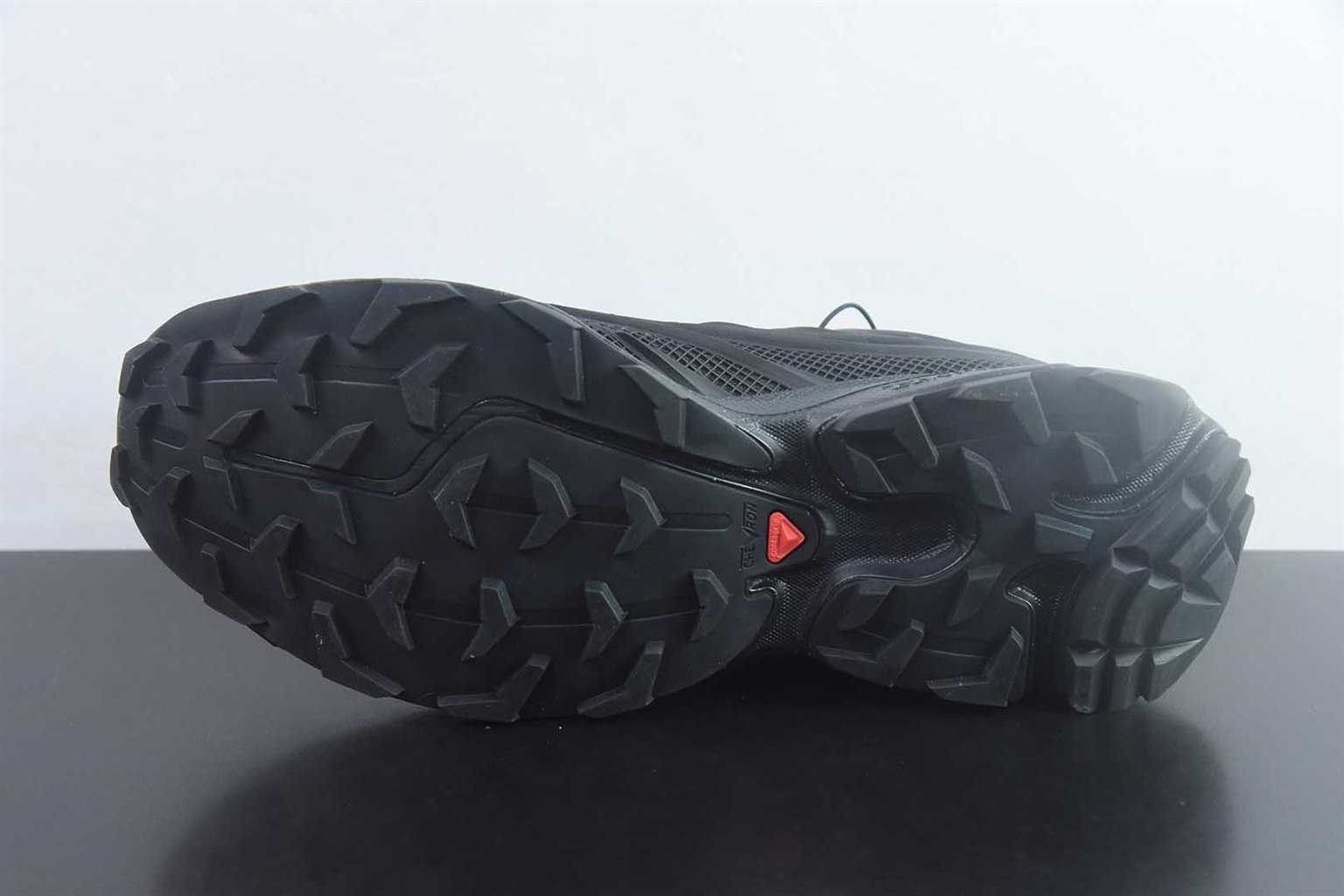 萨洛蒙 SALOMON XT-EVO 运动潮流城市休闲复古舒适透气 低帮 黑色跑步鞋 454042 纯原版本 货号:XLC81096244 实拍细节图