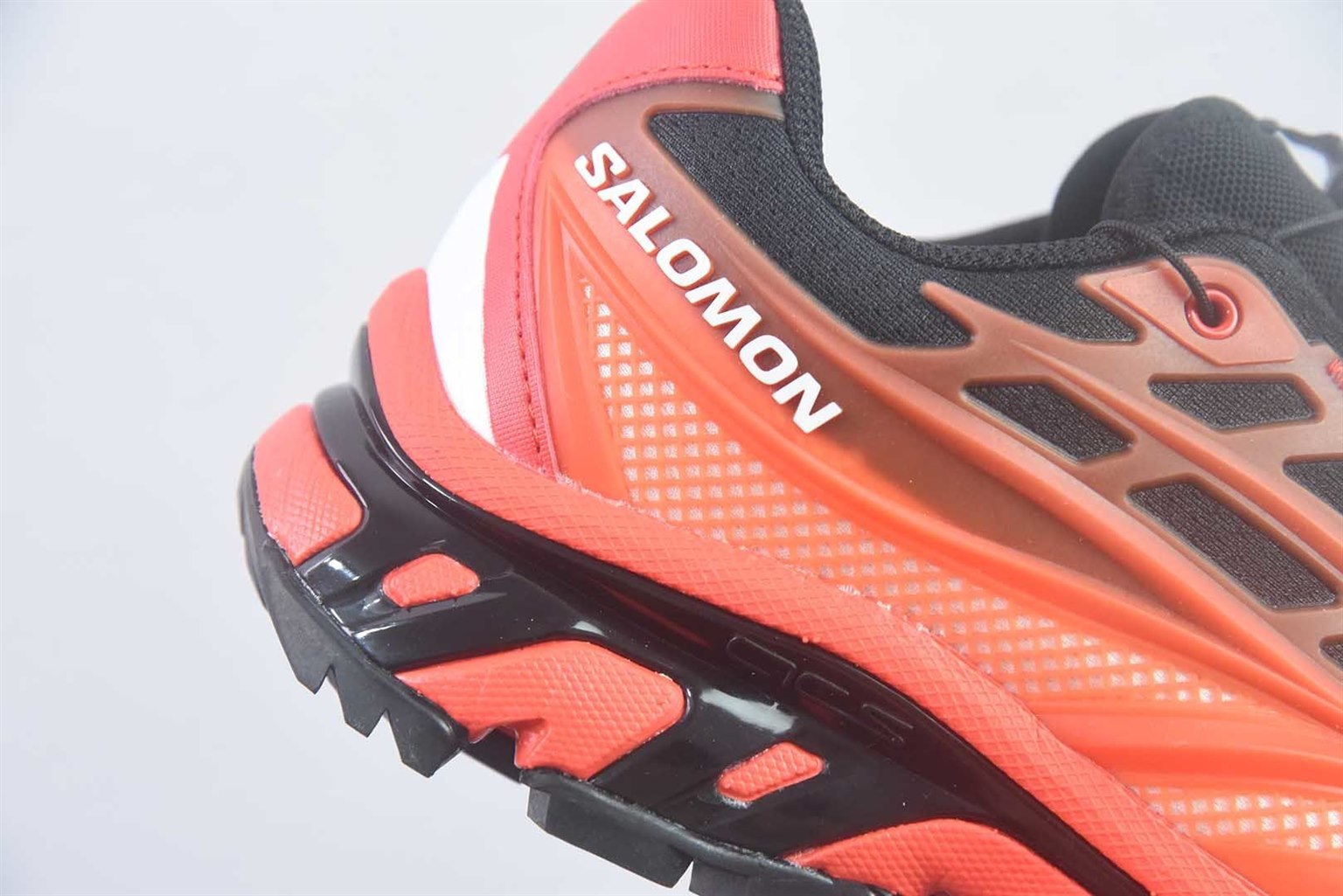 萨洛蒙 SALOMON XT-EVO 运动潮流城市休闲复古舒适透气 低帮 黑橙跑步鞋 纯原版本 货号:L49177900 实拍细节图