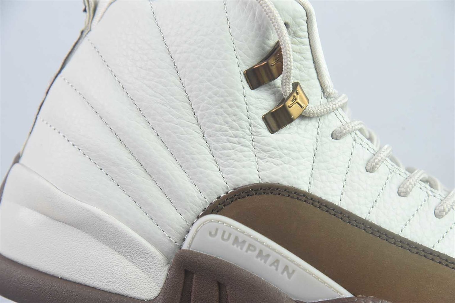 乔丹 Air Jordan 12 Retro Fireside 篝火 米棕低帮篮球鞋 纯原版本 货号：CT8013-105 实拍细节图