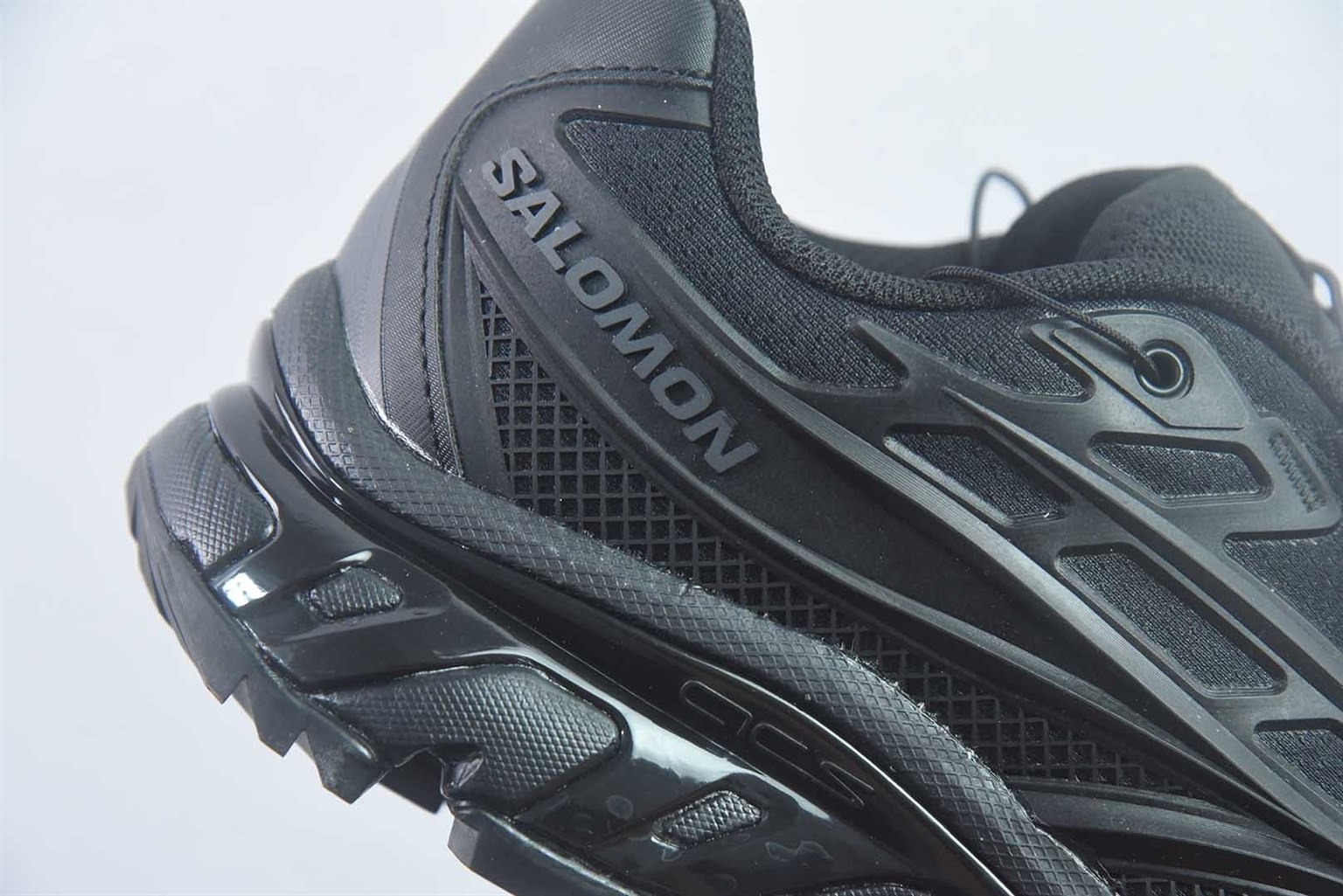 萨洛蒙 SALOMON XT-EVO 运动潮流城市休闲复古舒适透气 低帮 黑色跑步鞋 454042 纯原版本 货号:XLC81096244 实拍细节图