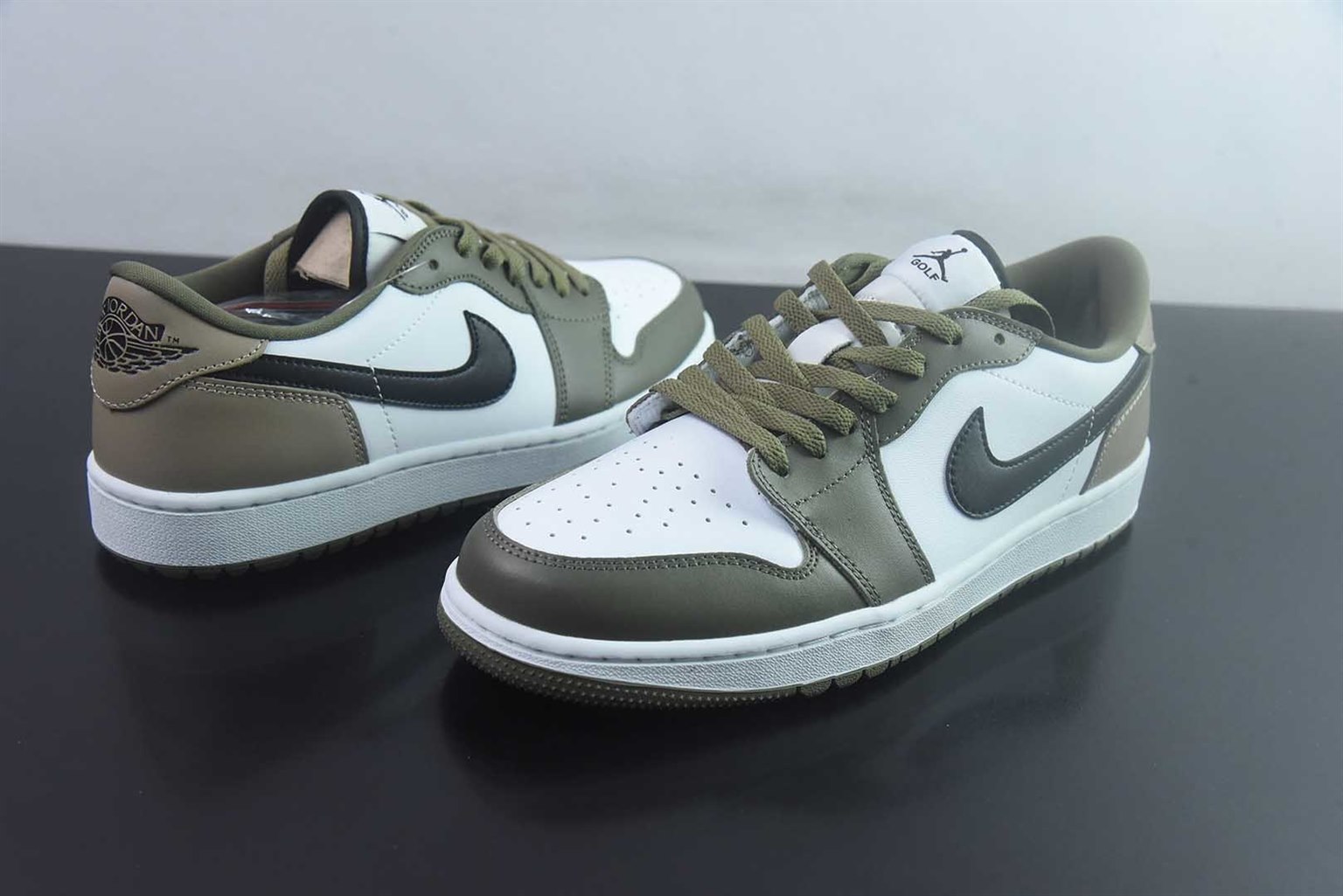 乔丹 Air Jordan 1 Low G AJ1 高尔夫球鞋 橄榄绿低帮休闲板鞋 纯原版本 货号:DD9315-121 实拍细节图