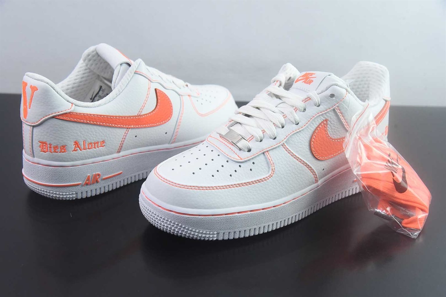 耐克 Nike Air Force 1 Low x VLONE 低帮联名 白橙板鞋 纯原版本 货号：AA5360-100 实拍细节图