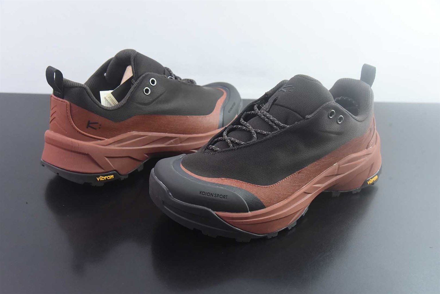 可隆 KOLON SPORT MA APPROACH NL 3.0 黑红低帮徒步鞋 纯原版本 货号:LUFH6WNY04-DN 实拍细节图