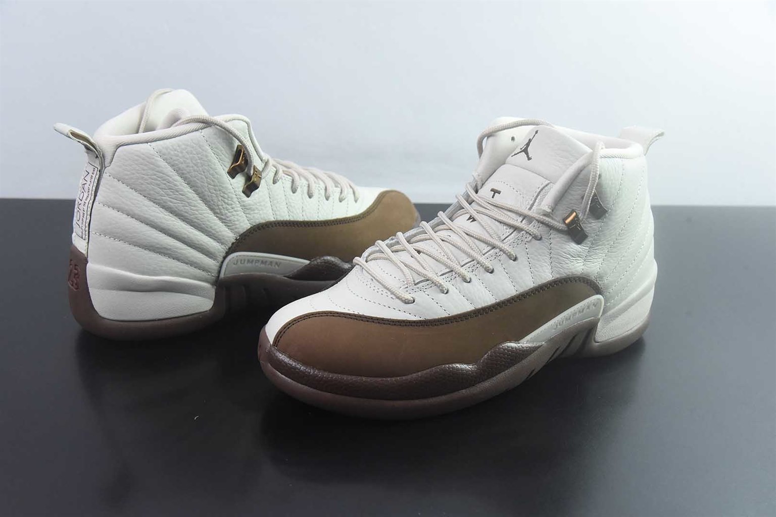 乔丹 Air Jordan 12 Retro Fireside 篝火 米棕低帮篮球鞋 纯原版本 货号：CT8013-105 实拍细节图