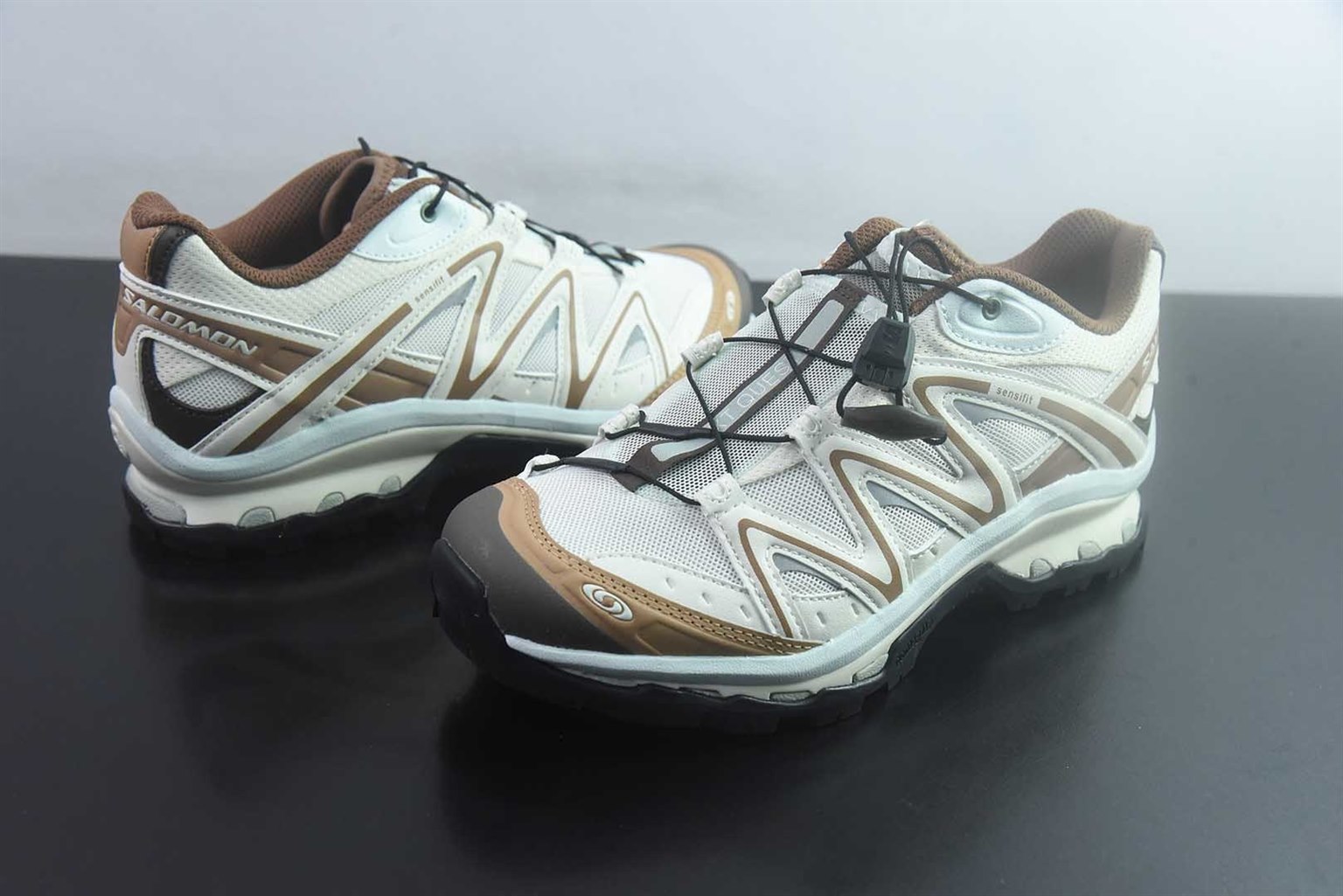 萨洛蒙 SALOMON XT-Quest 米棕户外鞋 纯原版本 货号：454846 实拍细节图